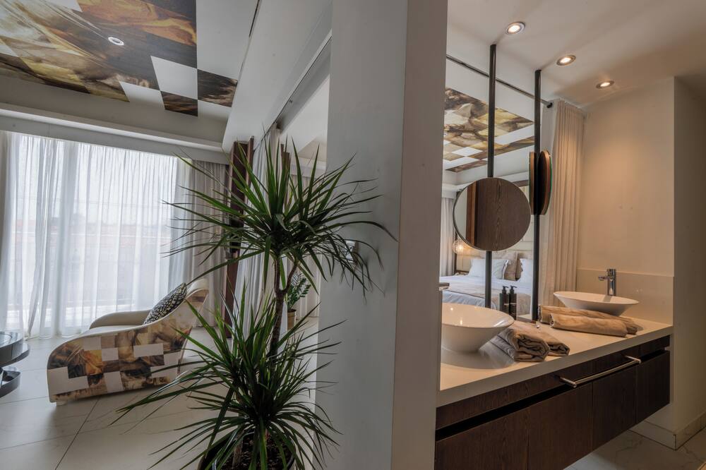 The King Jason 写真