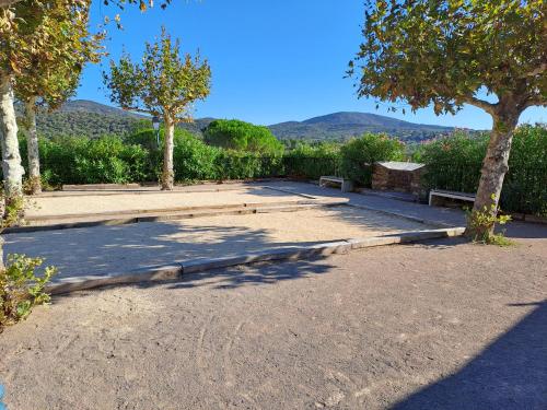 La villa Charles Grimaud Les Restanques Golf de Saint Tropez 写真