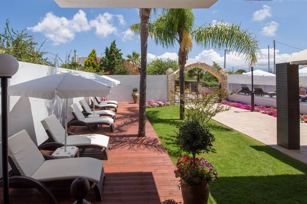 Paradice Hotel Luxury Suites 写真