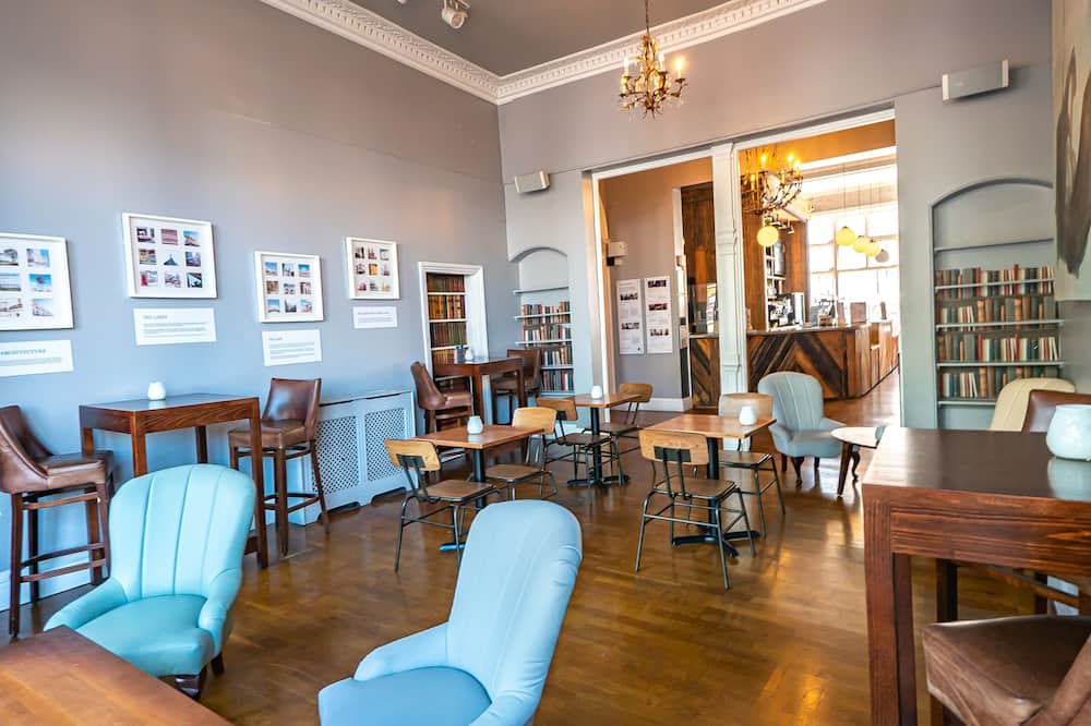 a&o ブライトン ビーチ 写真