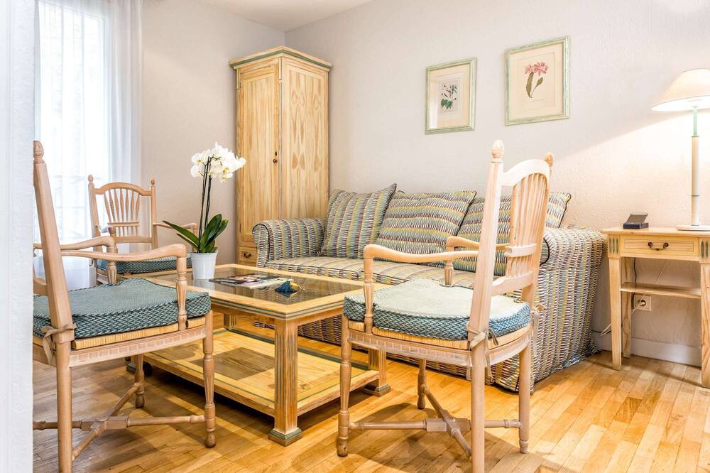 ヴィラ アレッサンドラ ホテル 写真