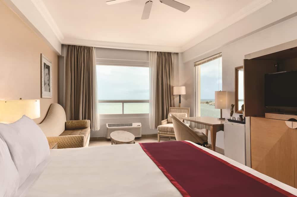 ラマダ ベリーズ シティ プリンセス ホテル 写真