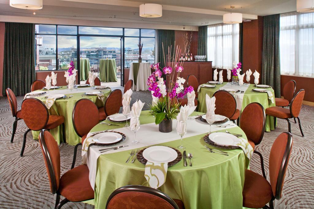 シルバー クラウド ホテル シアトル スタジアム 写真