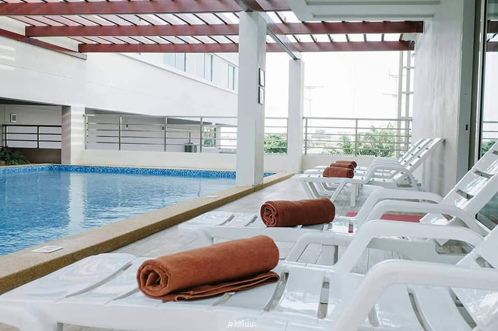 プラチュワップ グランド ホテル 写真