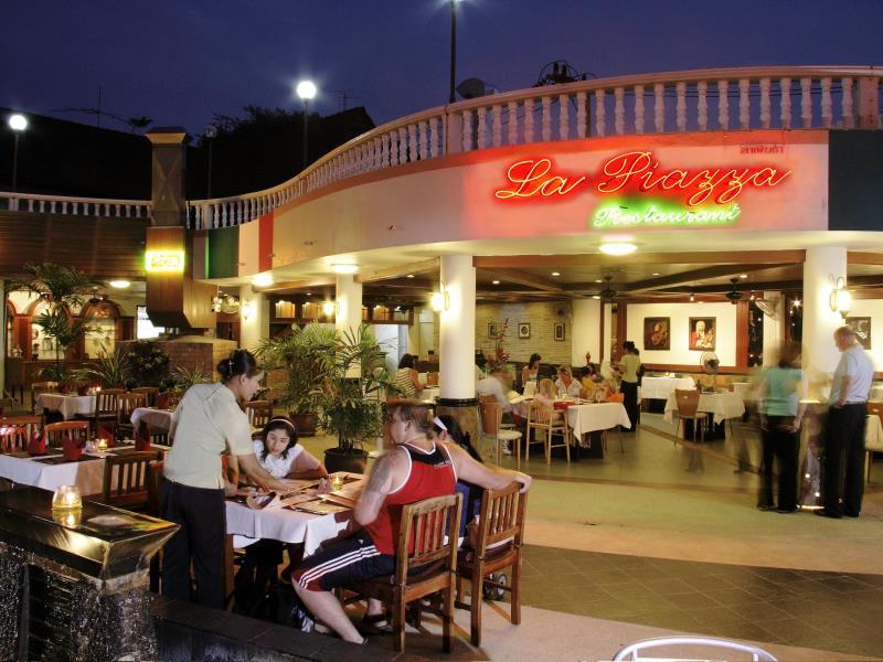 タラ パトン ビーチ リゾート & スパ 写真