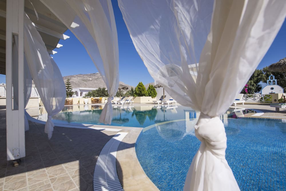 ベラ サントリーニ スタジオズ 写真