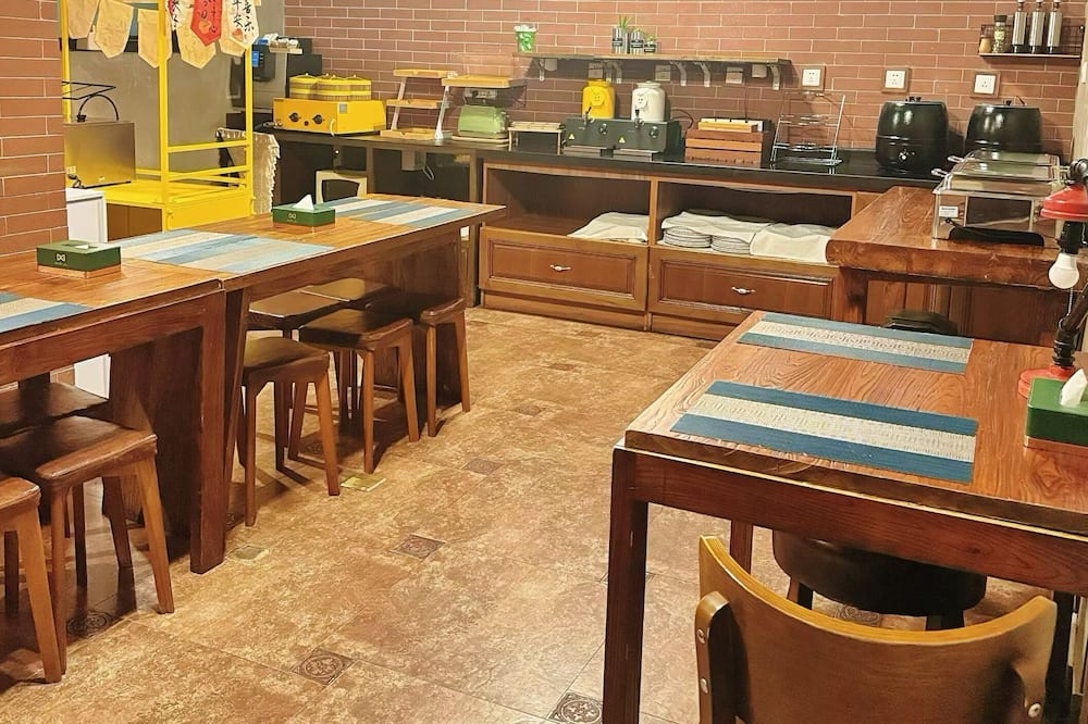 ノスタルジア ホテル 北京 ヨンフ ラマ (時光漫歩懐旧主題酒店 北京雍和宮南銅鑼鼓巷店) 写真