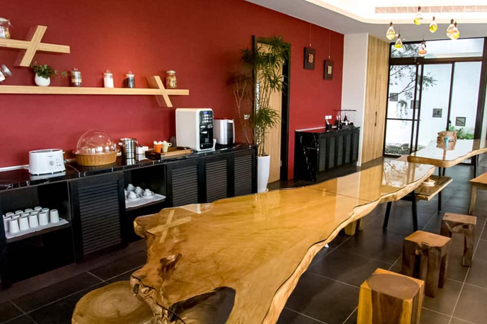 W スター (渥爾夫) 写真