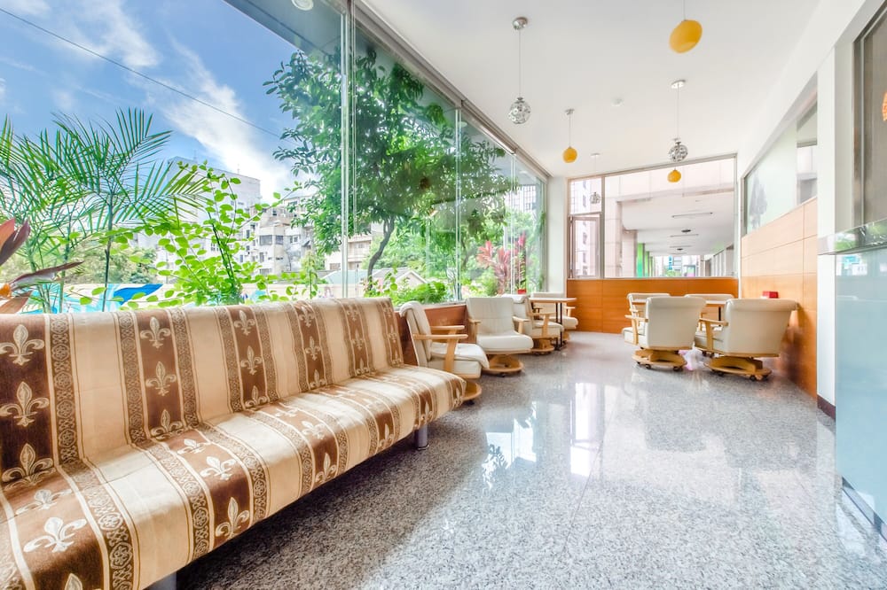 Lightness Hotel 写真
