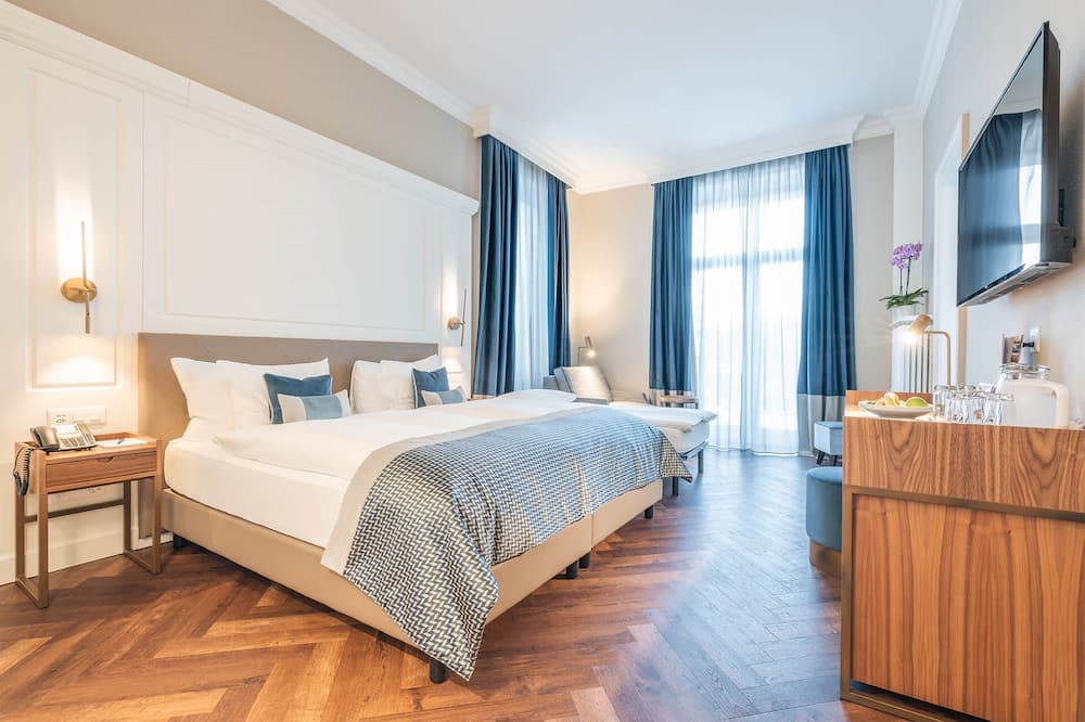 ホテル レーヌ ビクトリア サンモリッツ 写真