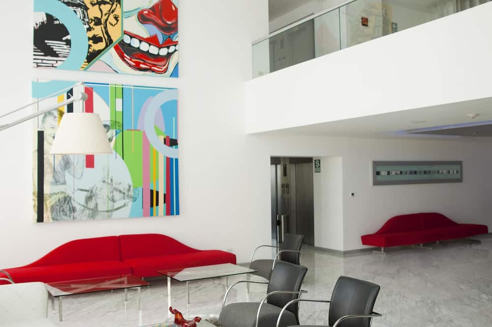 ラディソン ホテル デカポリス ミラフローレス 写真