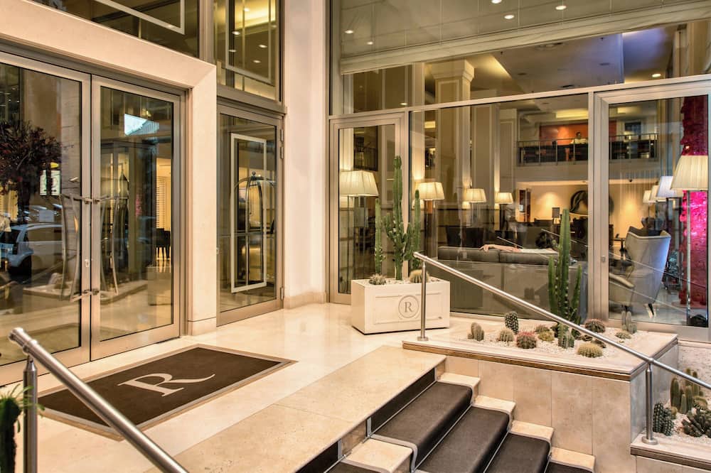 ルネッサンス ナポリ ホテル メディテッラネオ 写真