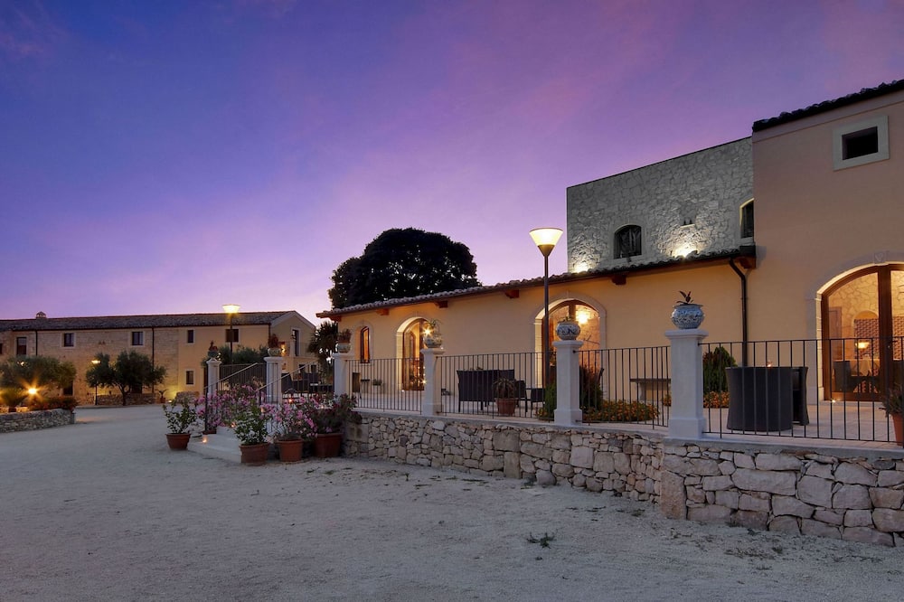 アルテミシア リゾート 写真