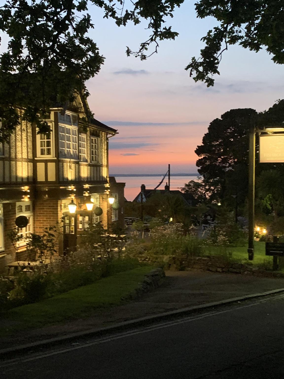 ザ フィッシュボーン - ワイト島 写真