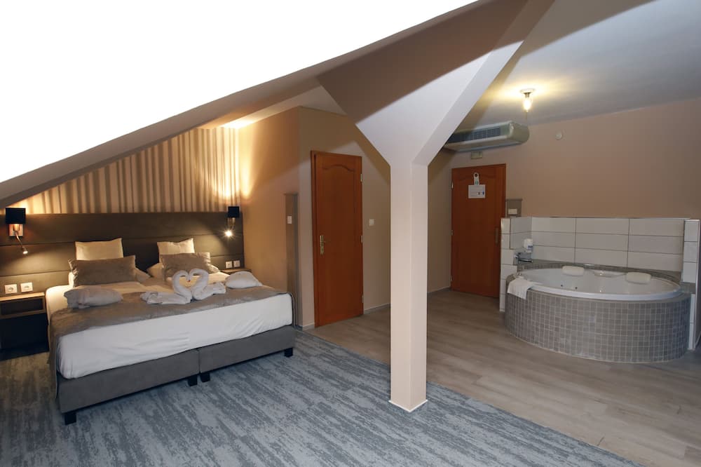 ラロバ ウェルネス ホテル 写真