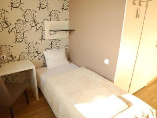 ホテル トラフィック ポズナン スタレ ミャスト 写真