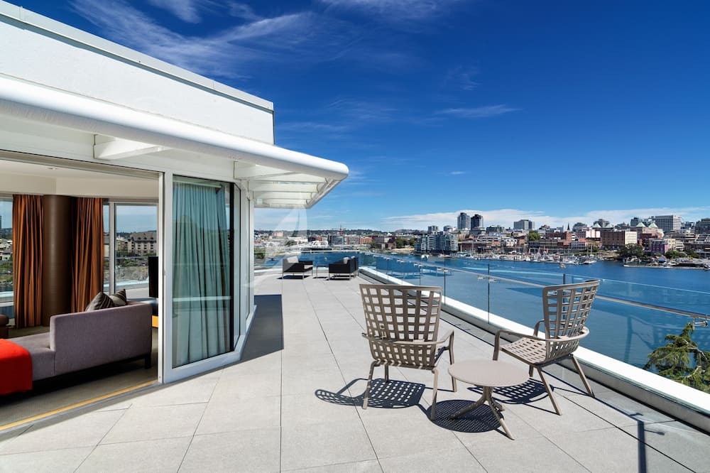 イン アット ローレル ポイント 写真