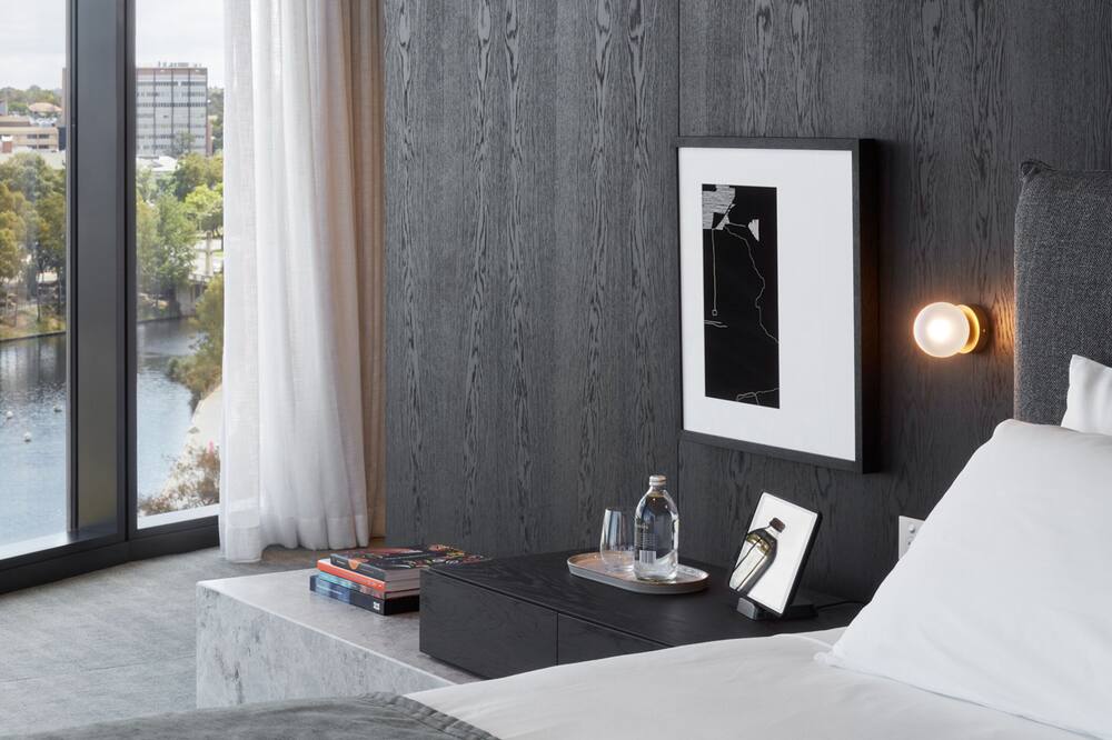 イオス バイ スカイシティ 写真