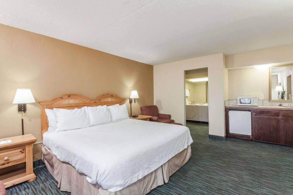 ラマダ バイ ウィンダム レバノン 写真