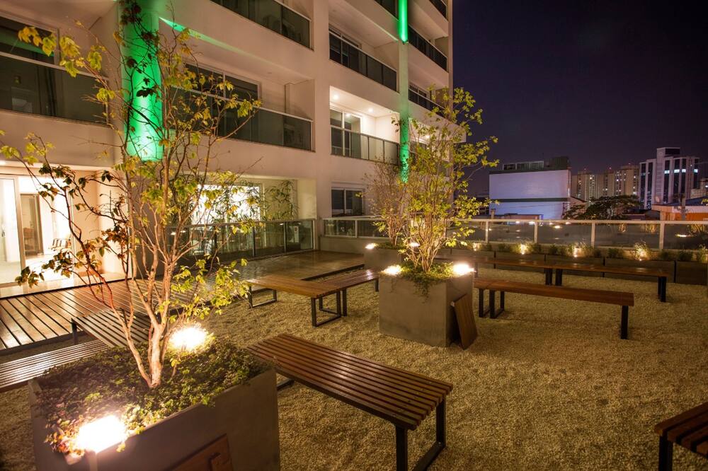 Summit Hotel Monaco 写真