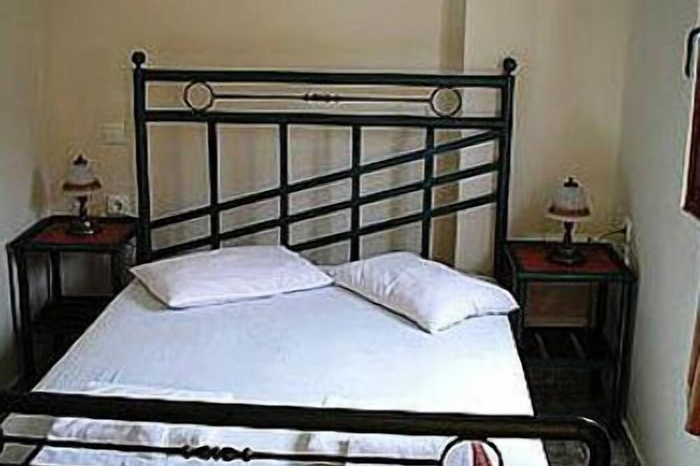 Constantino's Studios 写真