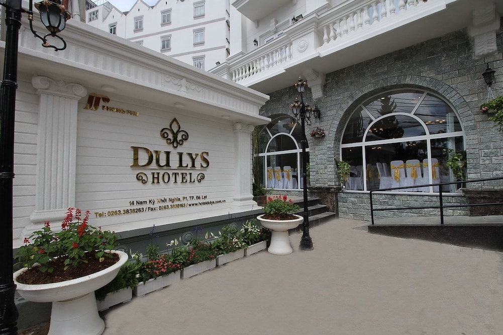 ホテル デュ リス 写真