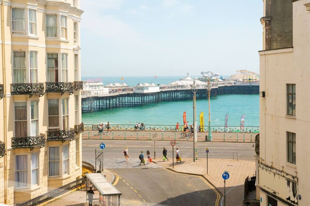 a&o ブライトン ビーチ 写真