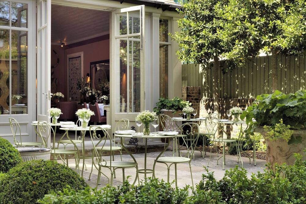 ナンバー シックスティーン ファームデール ホテルズ 写真