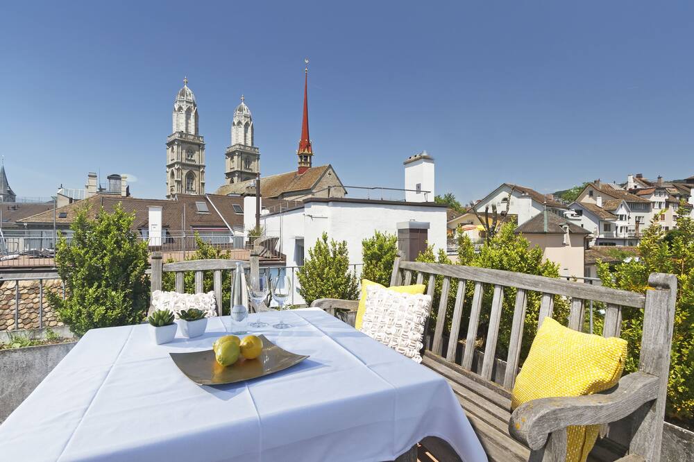 ホテル ロッスリ 写真