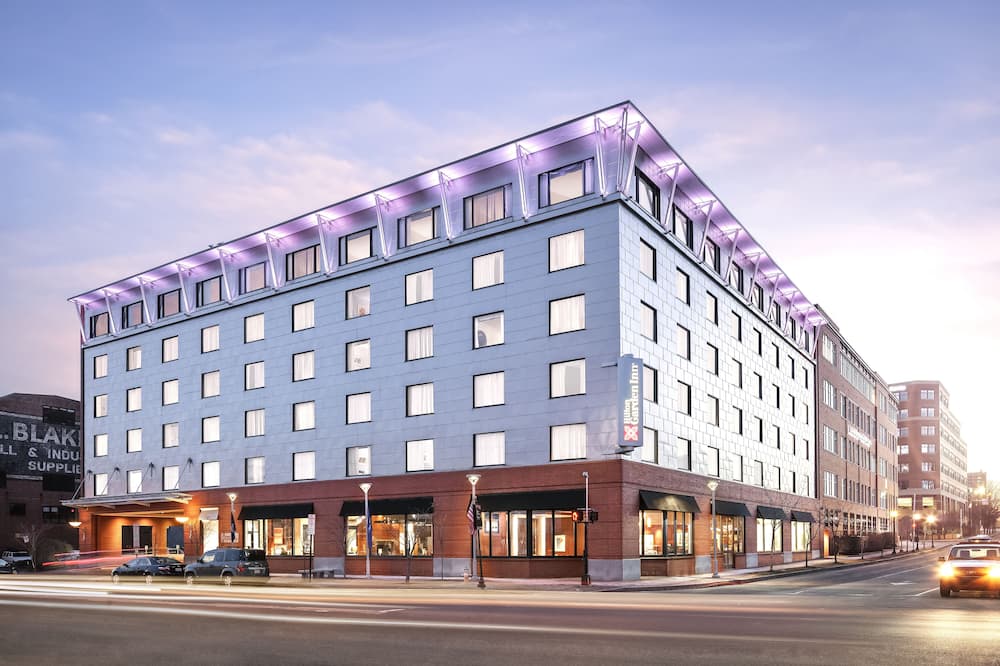 ヒルトン ガーデン イン ポートランド ダウンタウン ウォーターフロント 写真