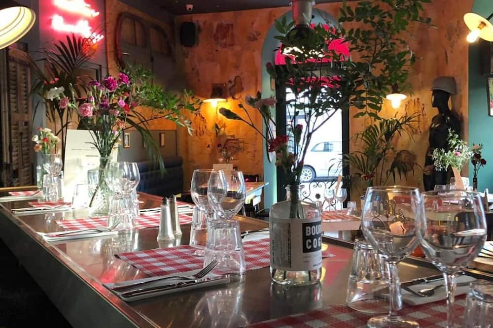 ホテル ル ジー 旧：ル ジュヌーヴ 写真