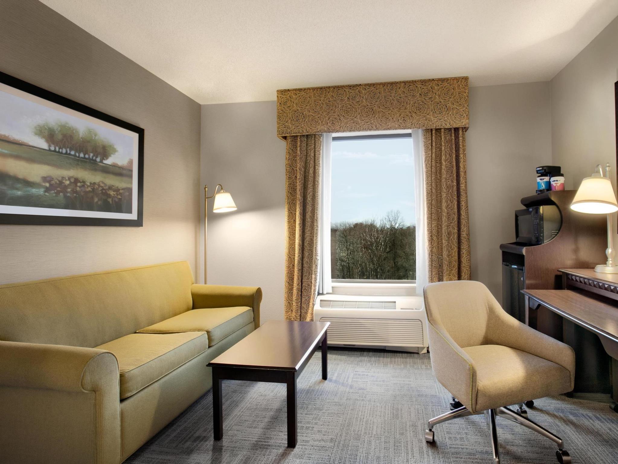 ハンプトン イン&スイーツ マーワー 写真