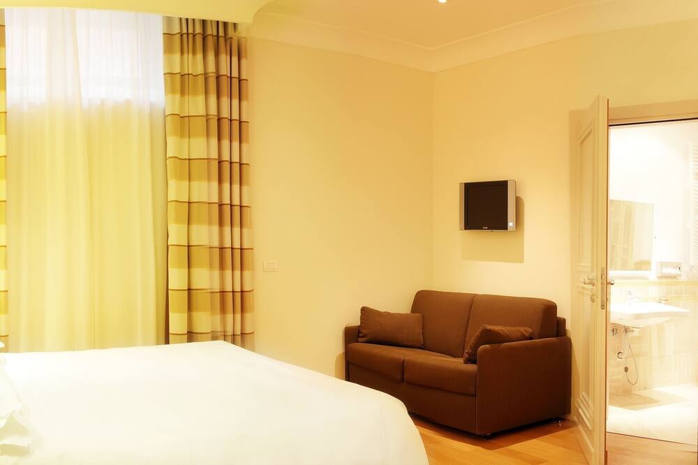 アルベルゴ サンタ キアラ 写真