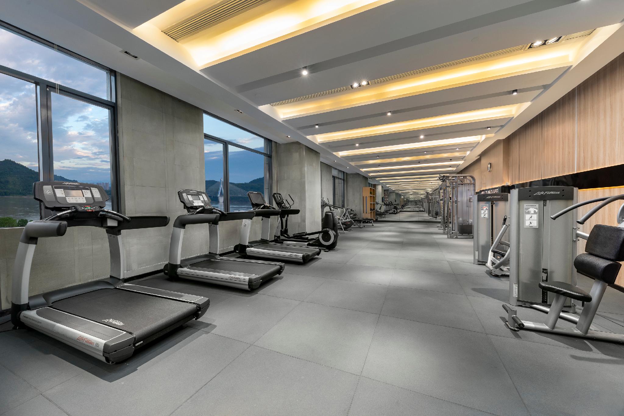 クラウン プラザ イーチャン バイ IHG 写真