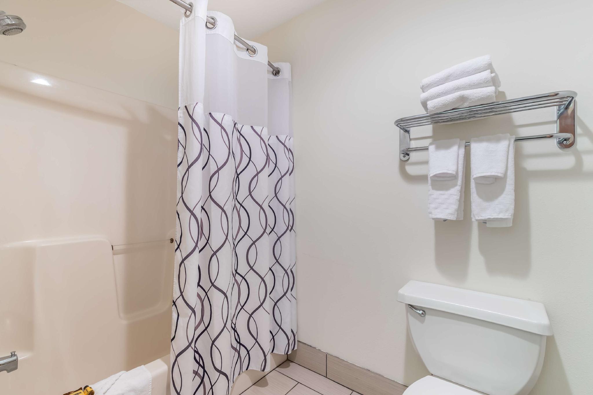 Best Western Plus University Park Inn & Suites 写真