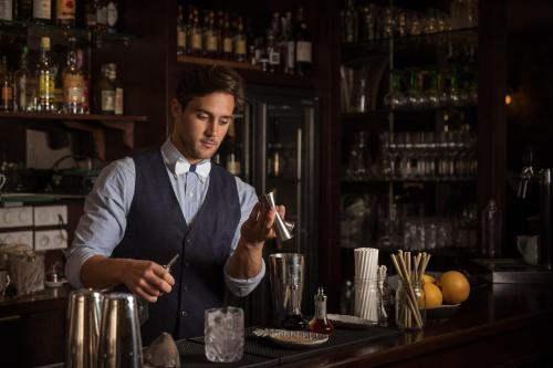 オテル デ バｰス ピレネー バイヨンヌ 写真