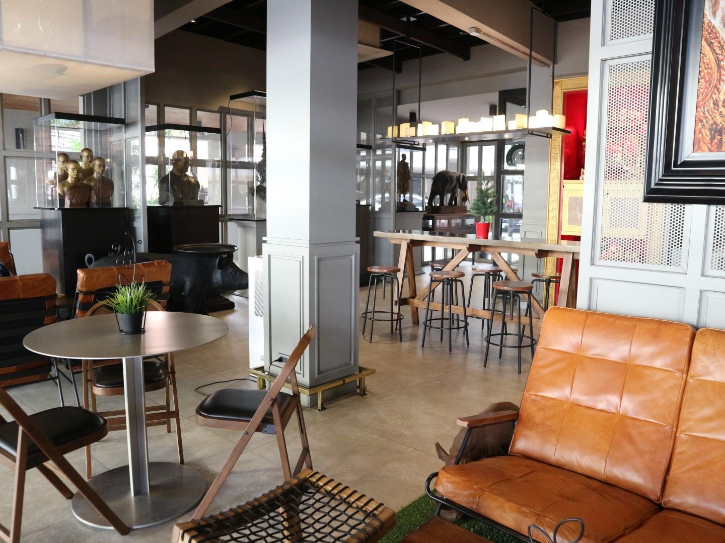 スワナ バンコク 写真