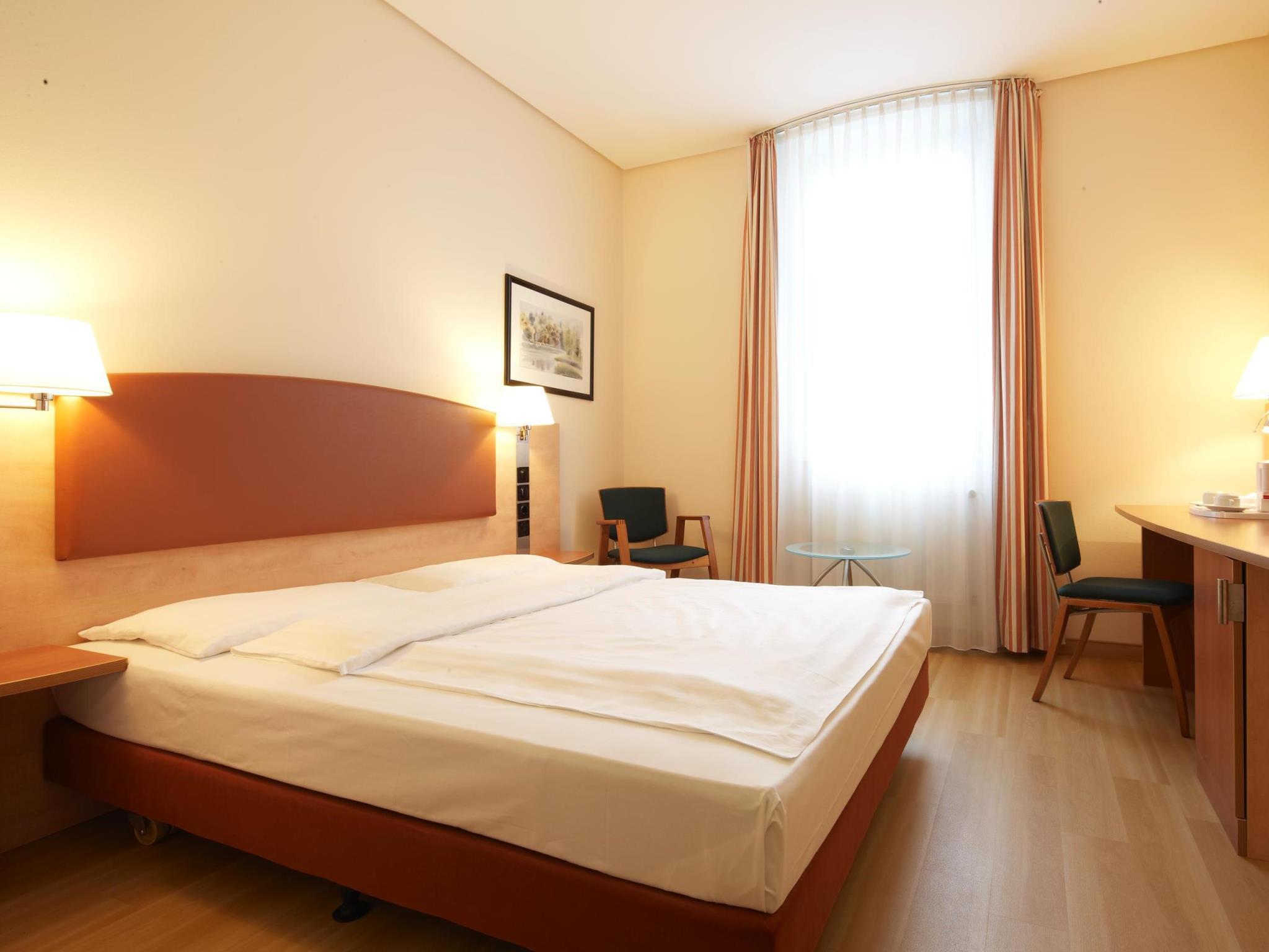 インターシティホテル ベルリン オストバーンホフ 写真