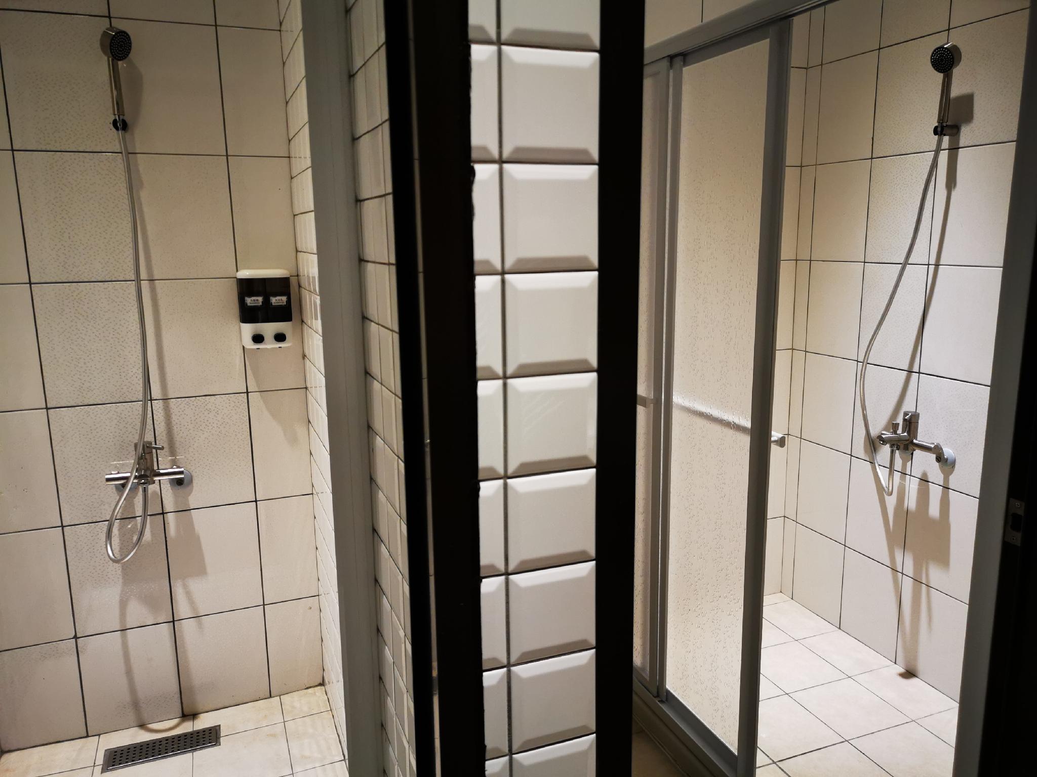 ブルーウォーター ホテル 桃園 (藍水軽旅) 写真