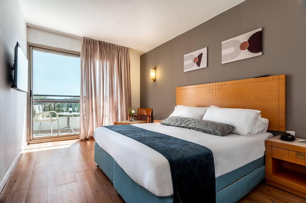 ヤコブ エイラート 写真