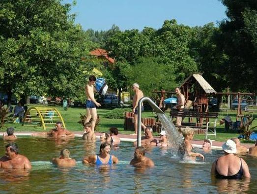 Tisza-parti Termálfürdő Apartman 写真