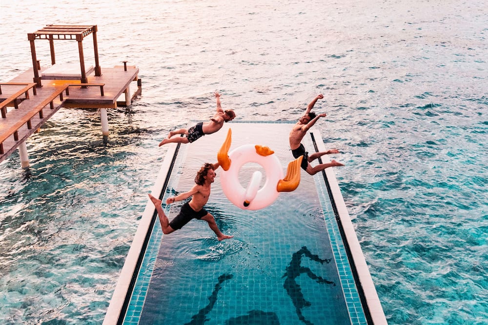 アンサナ ヴェラヴァル 写真