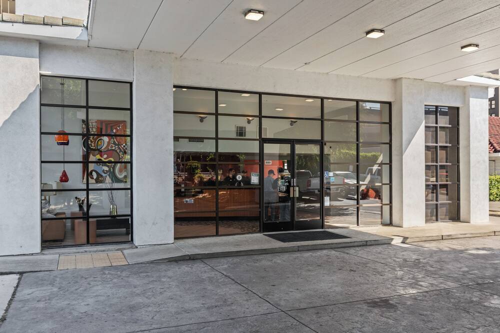 ヴァガボンド イン エグゼクティブ オールド タウン 写真