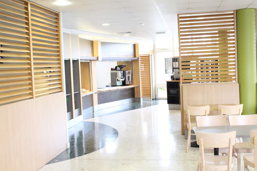 B&B ホテル パリ ロワシー CDG エアポート 写真