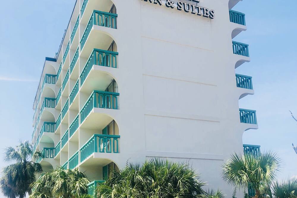 クウェイル イン & スイーツ 写真