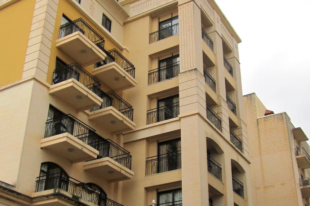 ザ ヴィクトリア ホテル 写真