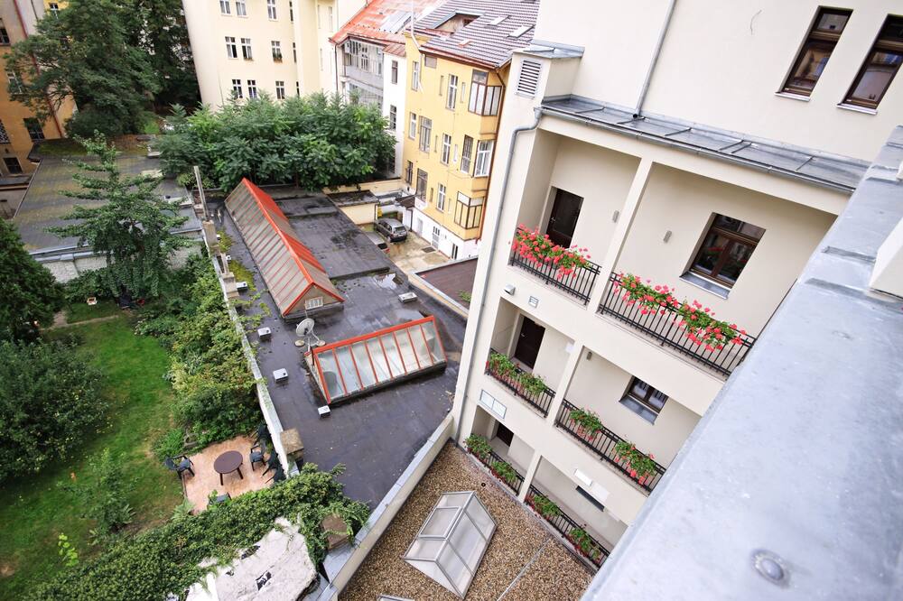 ピュア ホワイト 写真