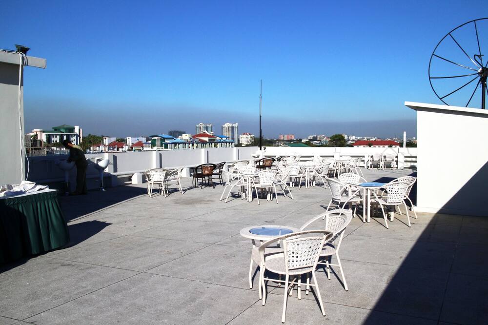 アルファ ホテル 写真