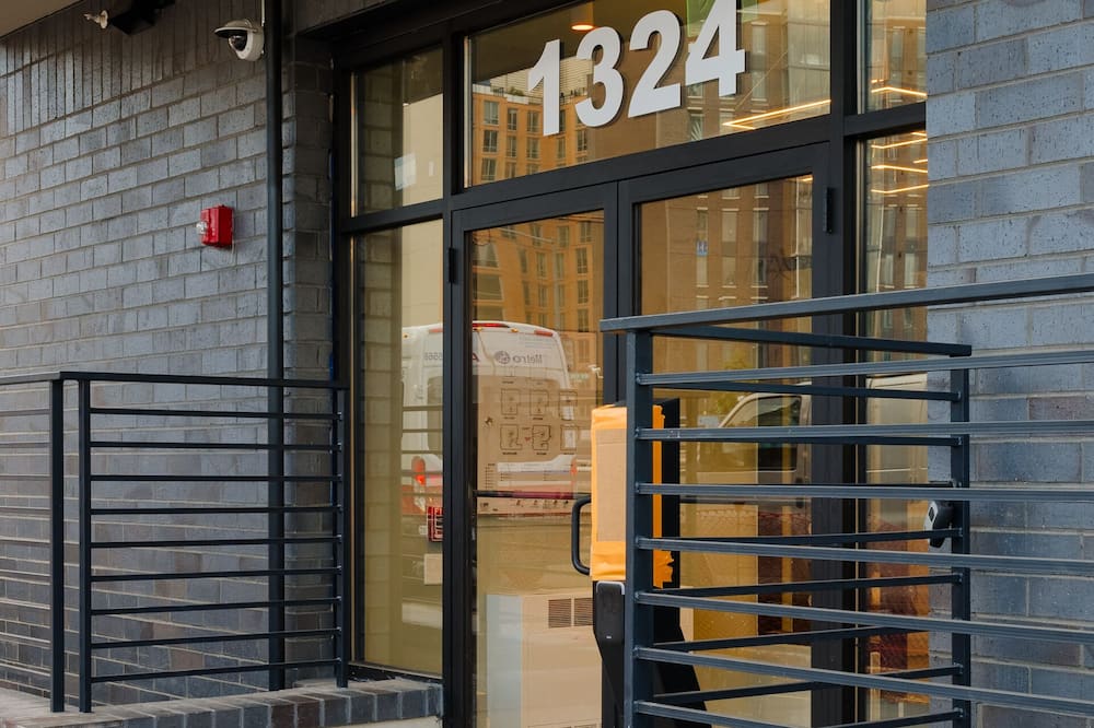 レジデ ノマ、ア ウィンダム レジデンス 写真