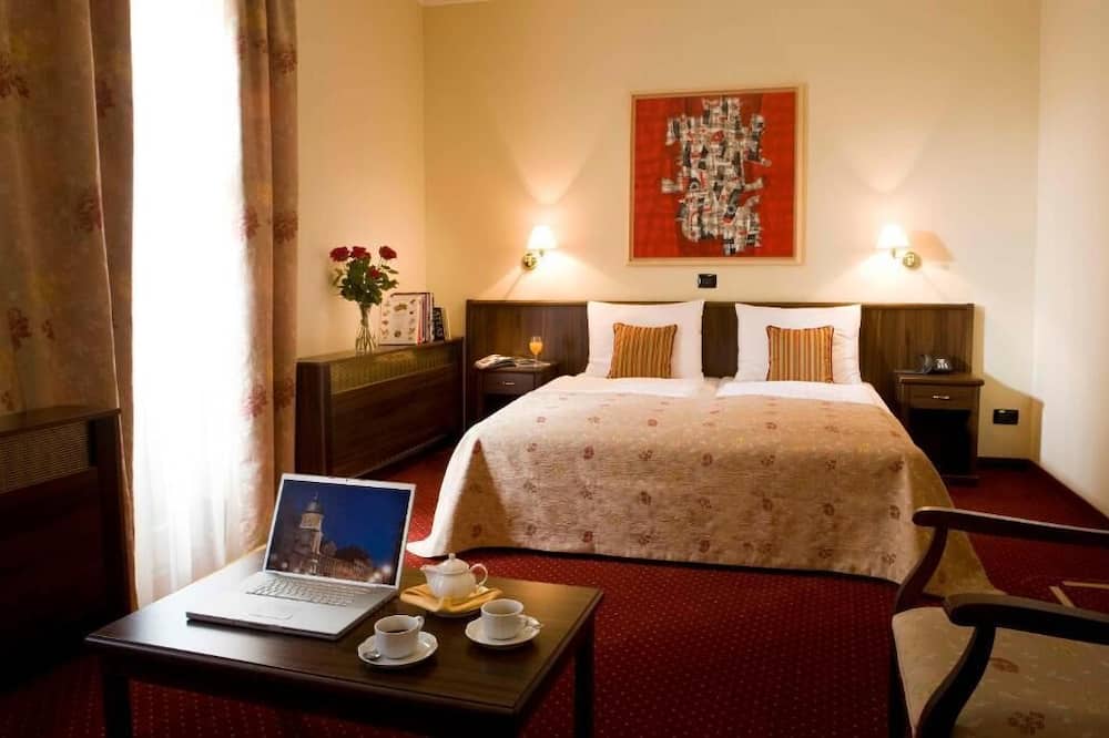 ホテル コンチネンタル 写真